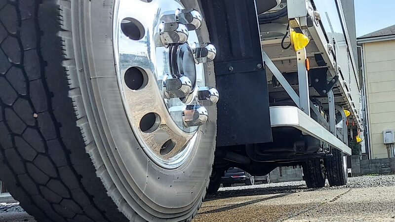 手洗いでトラックの洗車する順番を間違えた